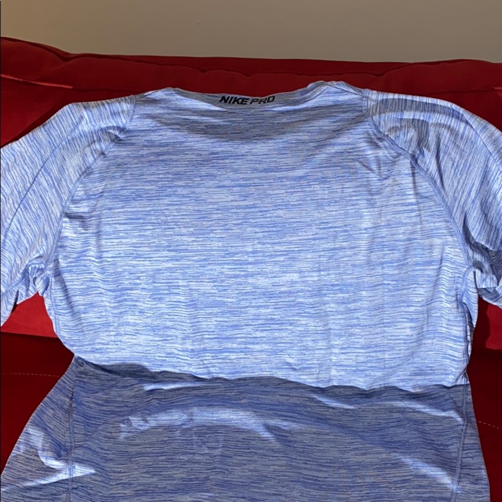 Mens NIKE DRI FIT Tshirt - Picture 5 of 5